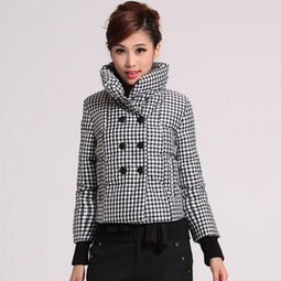 艾森丝服饰蓝色羽绒服比价解析 560-570元区间的性价比之选